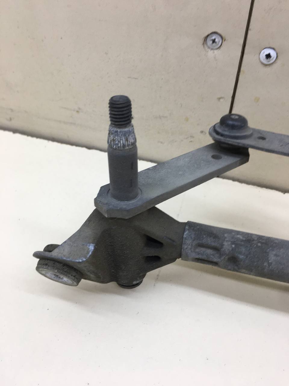 Трапеция стеклоочистителей Peugeot 308 2007>