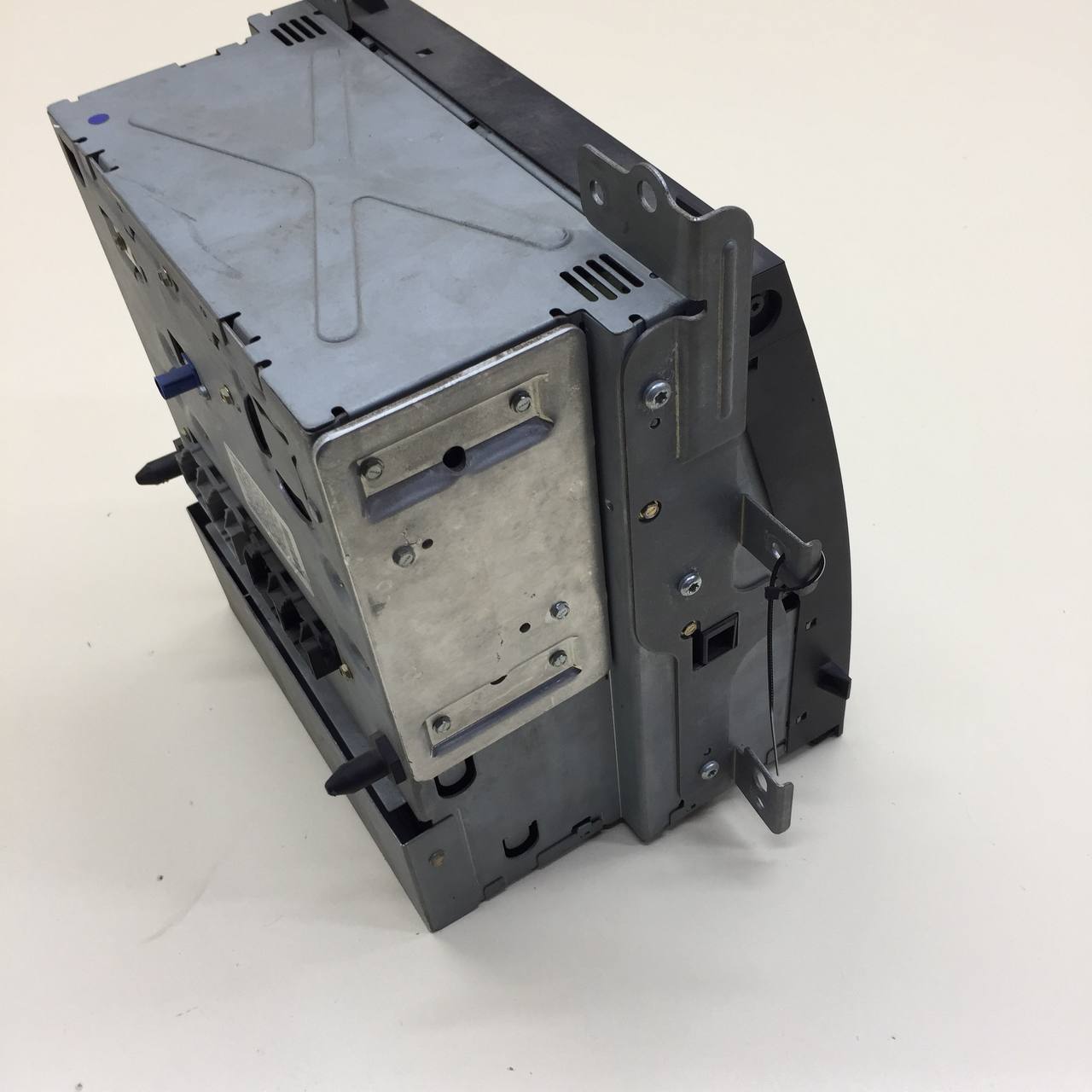 Магнитола Cadillac Escalade 3 2006-2014