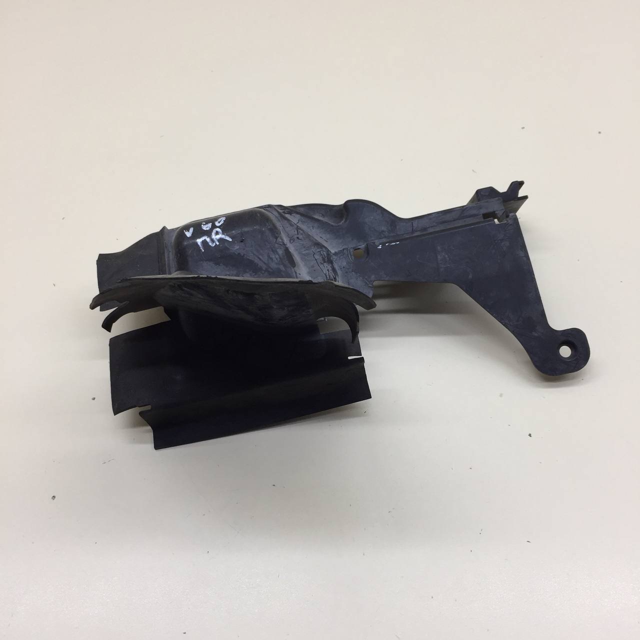 Воздуховод радиатора Volvo S60 (FS, FH) 2010>