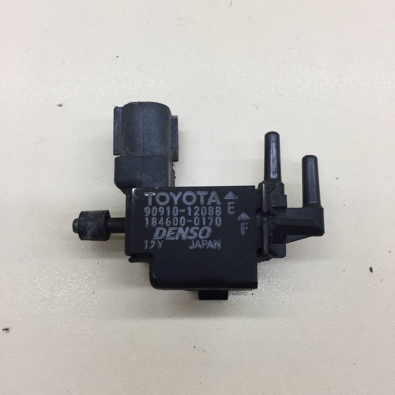 Клапан электромагнитный Toyota Camry (XV50) 2011-2017