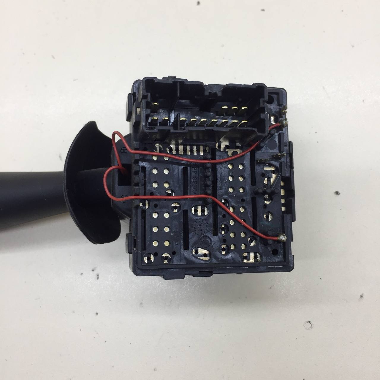 Переключатель стеклоочистителей Renault Logan (2) 2014>