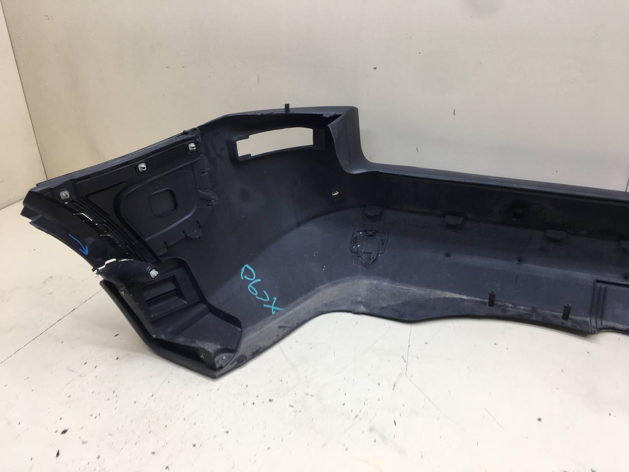 Бампер задний Volvo XC90 2002-2015