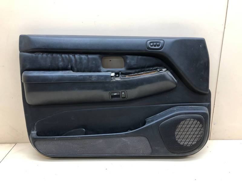 Обшивка двери передней левой Infiniti QX4 (JR50) 1996-2003г