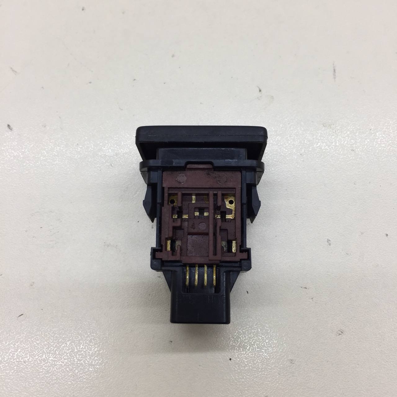 Кнопка омывателя фар Toyota Rav 4 (A30) 2006-2013