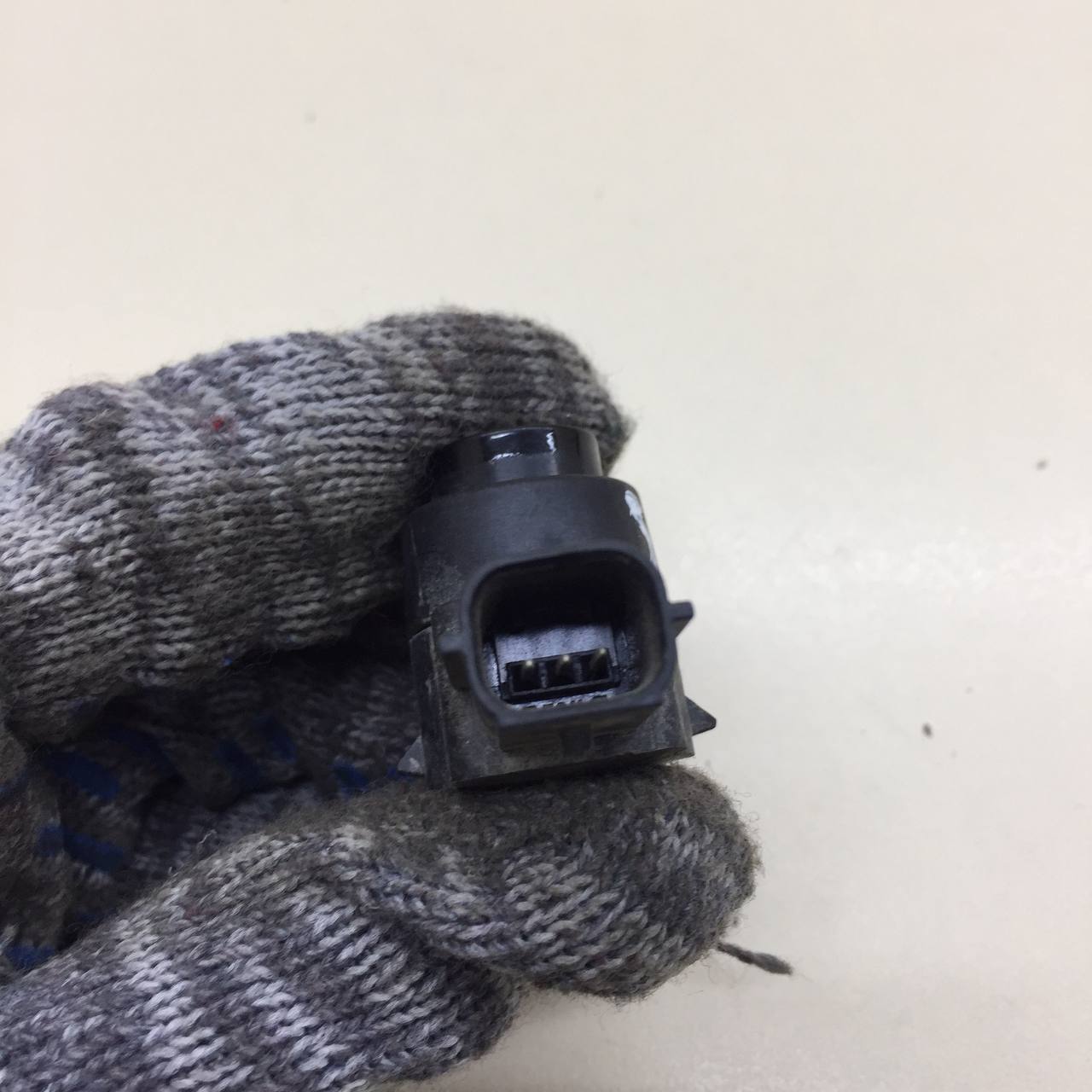 Датчик парковки Cadillac Escalade 3 2006-2014