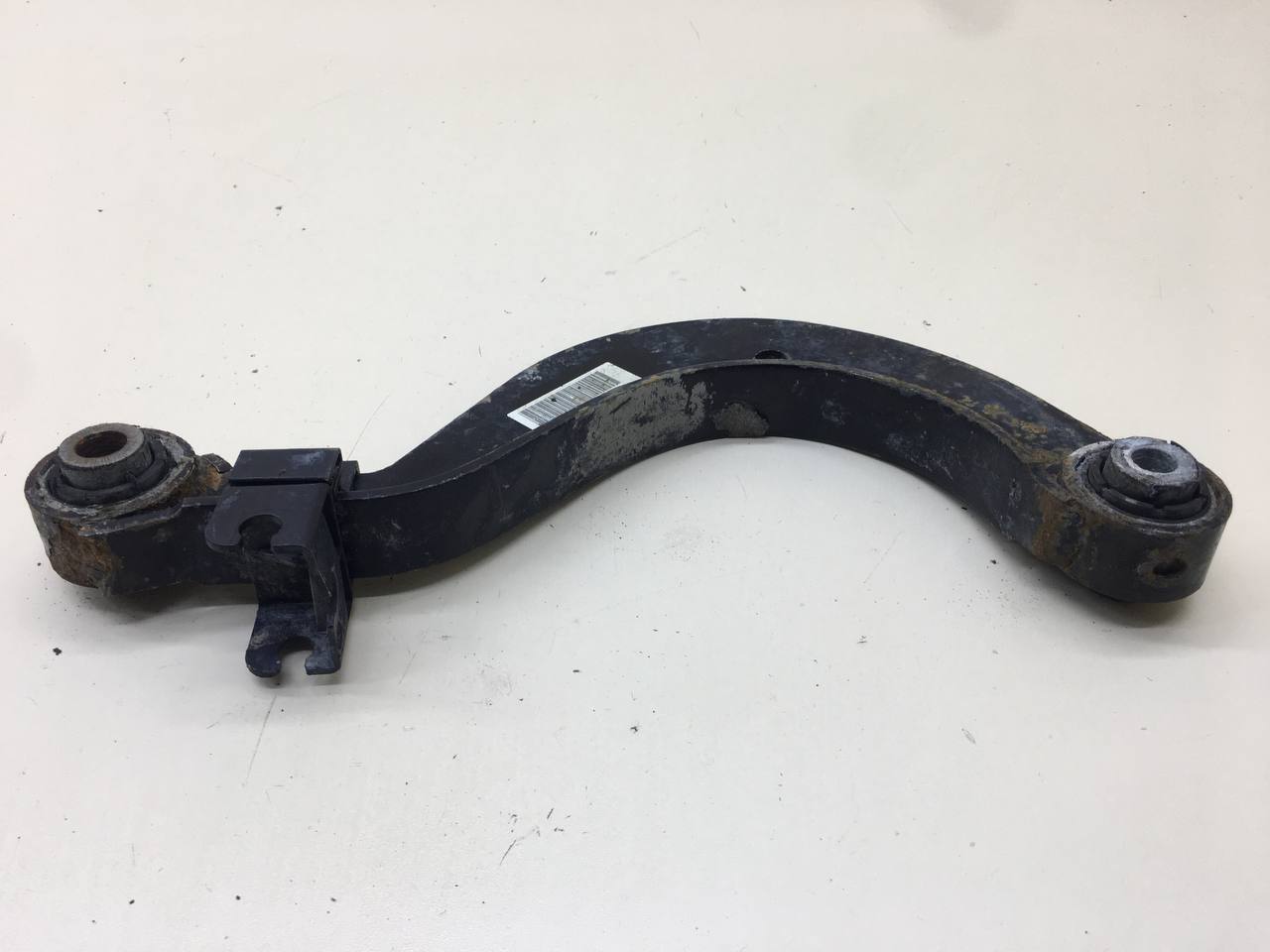 Рычаг задний верхний Volkswagen Tiguan (5N1) 2007-2011