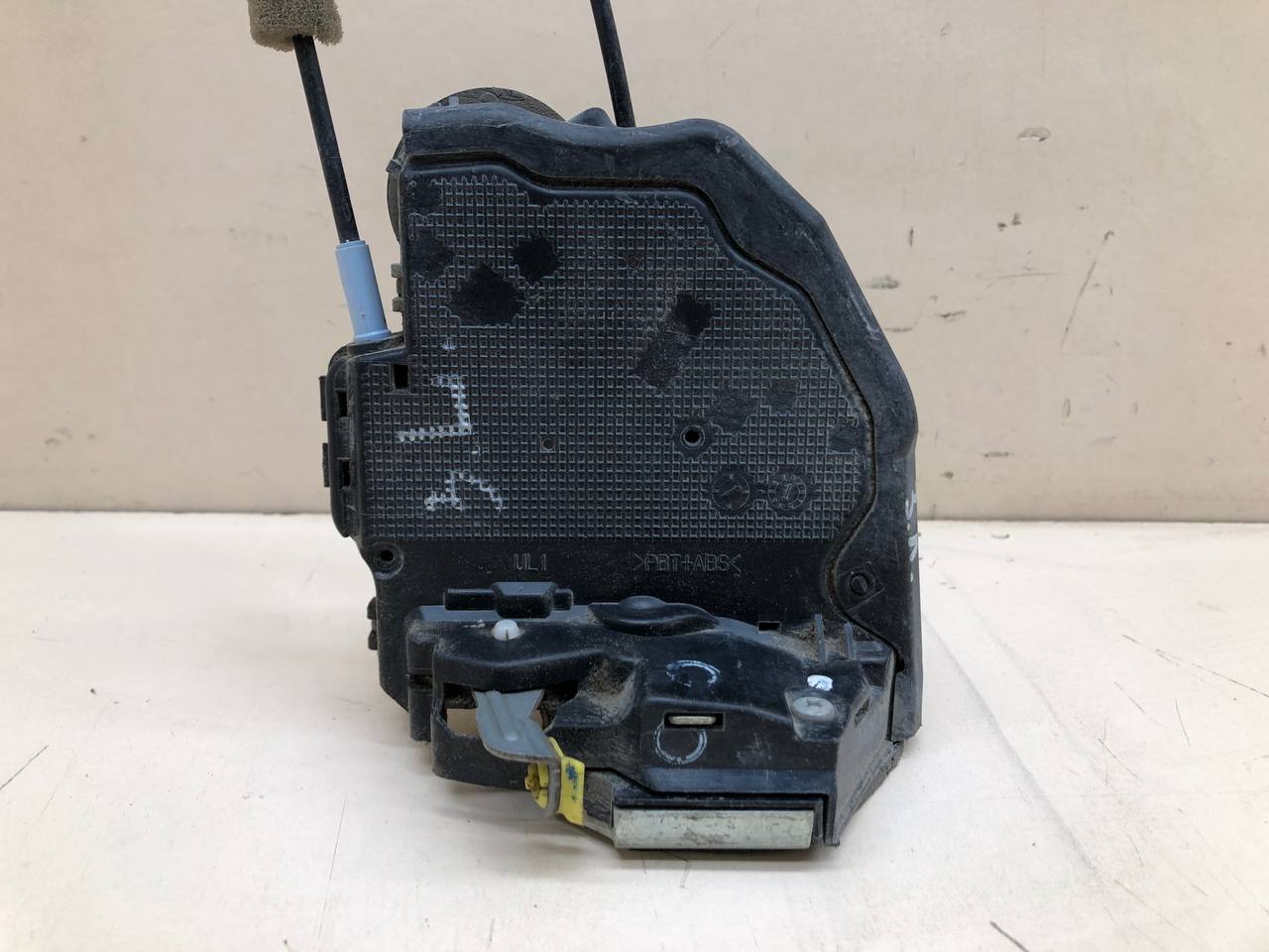 Замок двери задней левой Honda Civic 4D 2012>