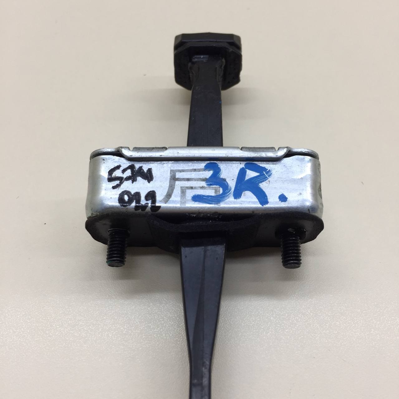 Ограничитель двери Jetour Dashing 2022>