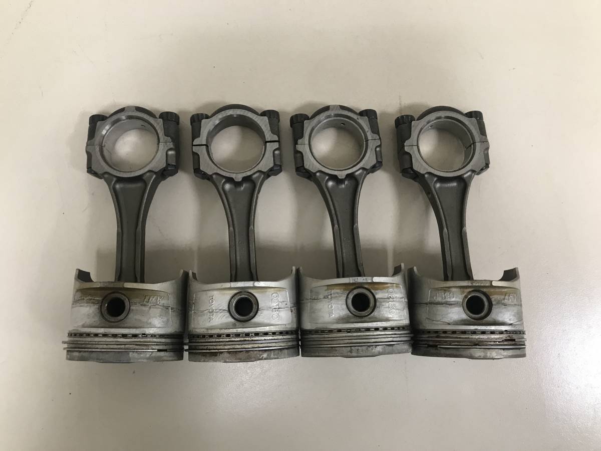 Поршень с шатуном FAW Vita 2008>