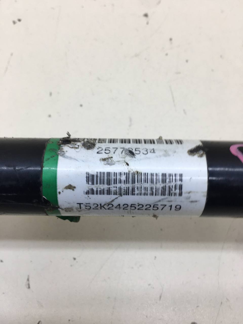 Полуось задняя Cadillac STS 2004-2011