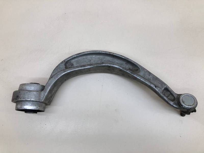 Рычаг передний нижний правый Audi A4 (B8) 2007-2011