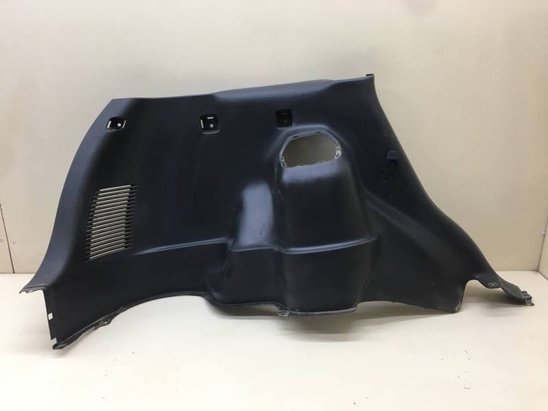 Обшивка багажника Suzuki Liana 2001-2007