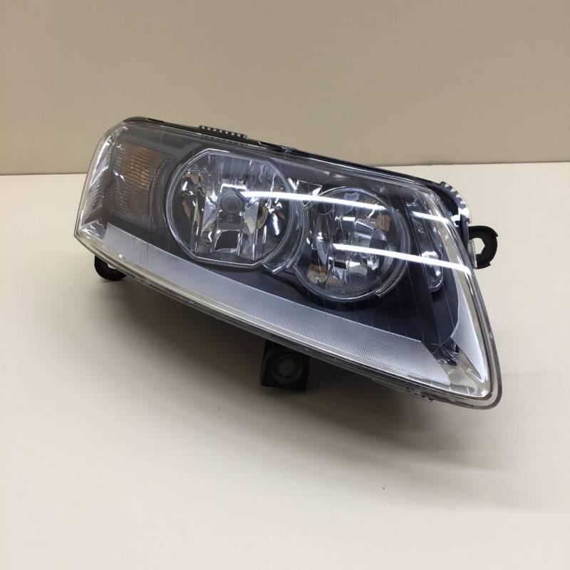 Фара правая Audi A6 (C6) 2005-2011