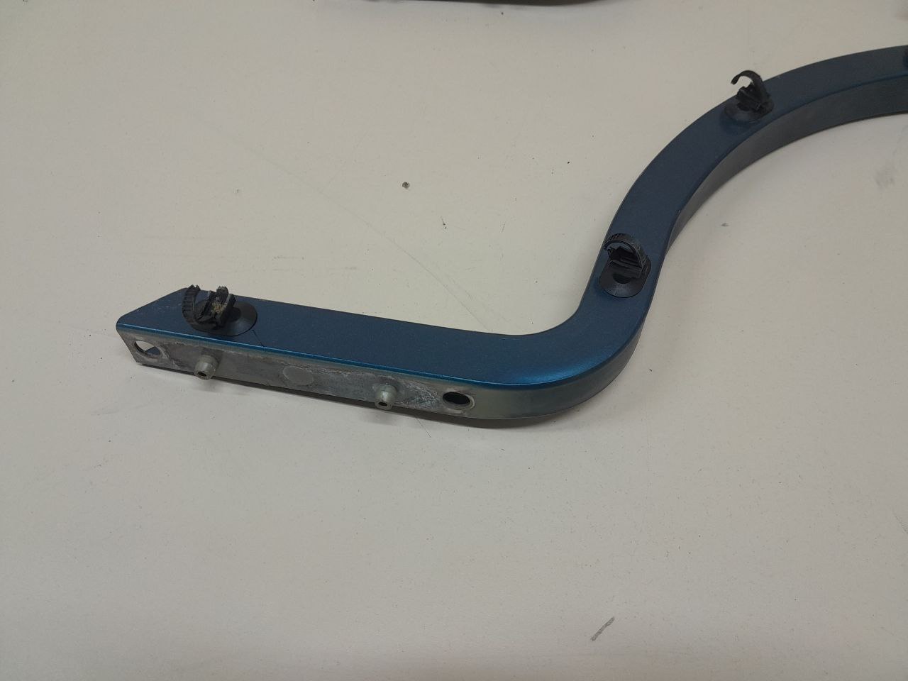 Петля крышки багажника Citroen C-Elysee 2012-2017