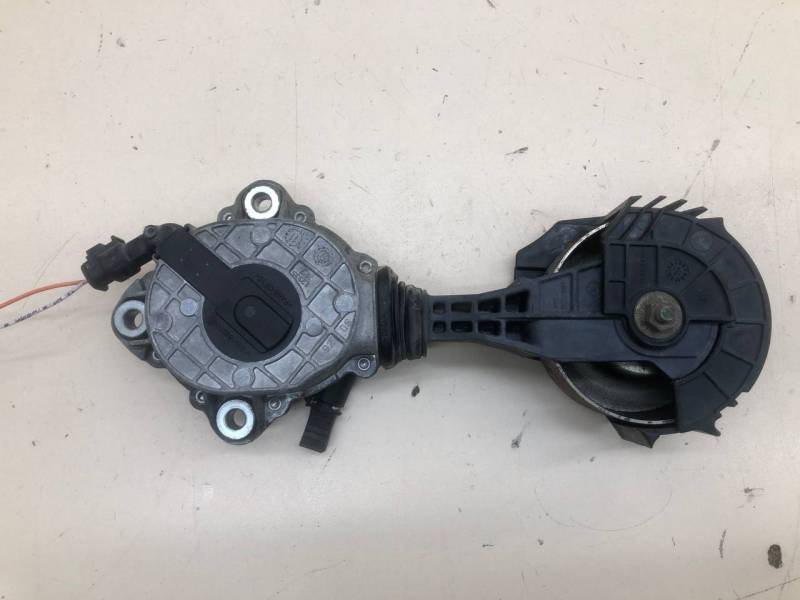 Ролик руч.ремня с кронштейном Citroen C3 2009-2016