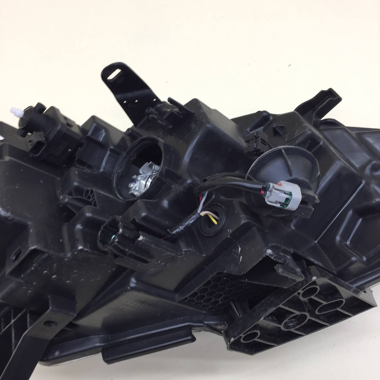 Фара левая Nissan Qashqai (J11) 2014>