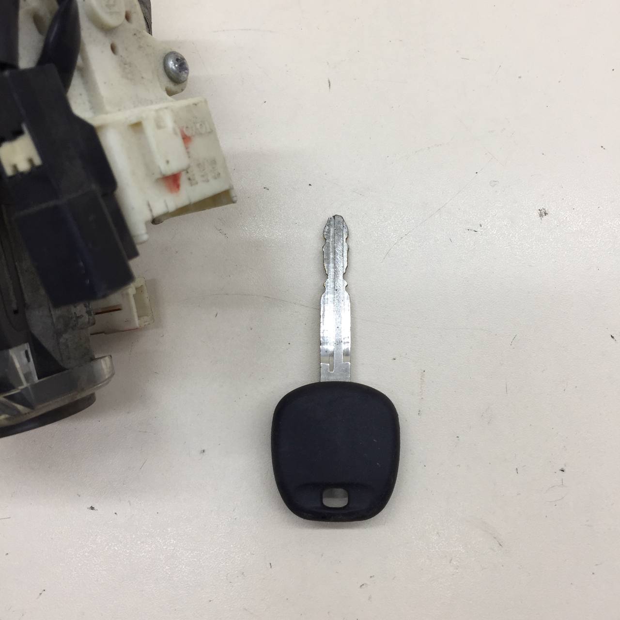 Замок зажигания Toyota Corolla E150 2006-2013