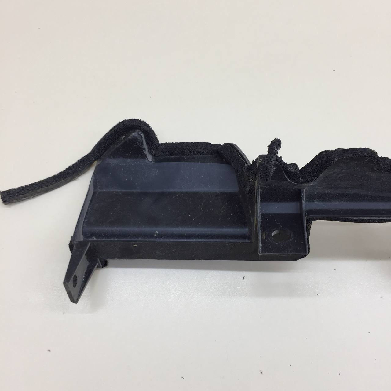 Воздуховод радиатора Changan UNI-T 2023>