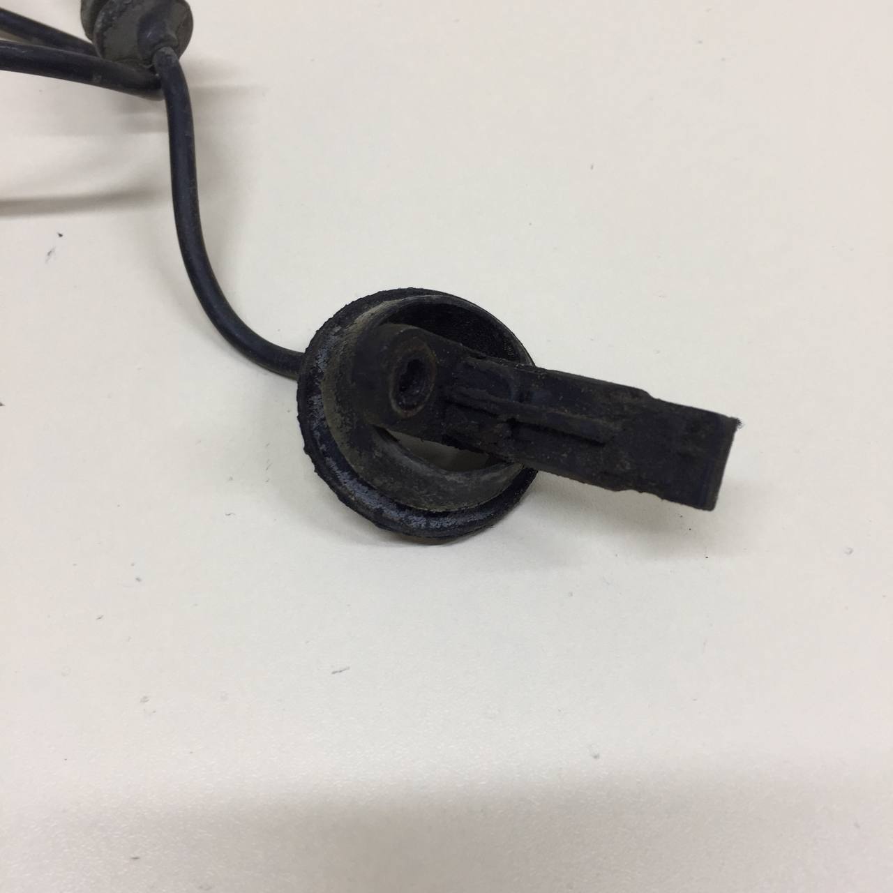 Датчик ABS передний Citroen C5 2008-2016