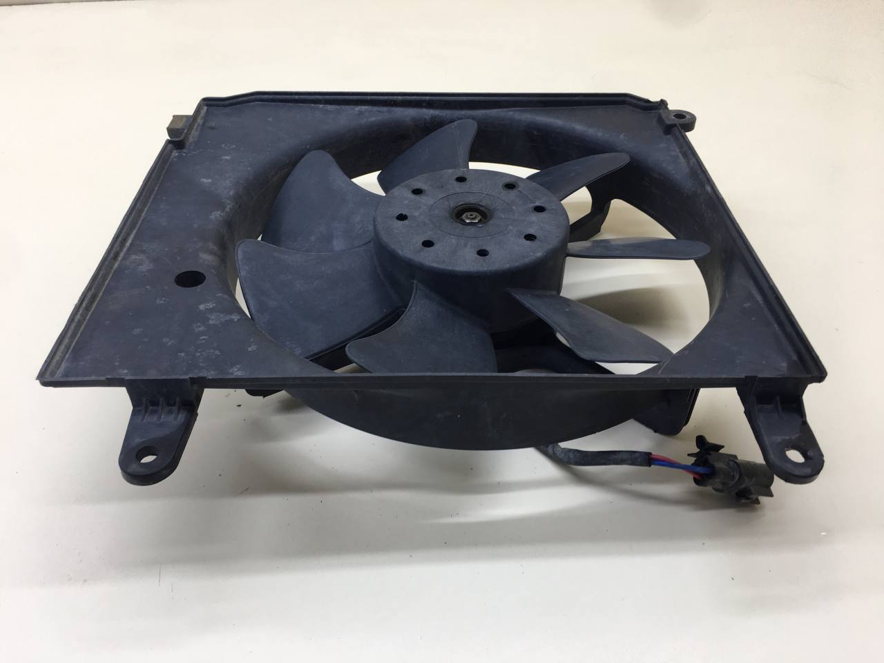 Диффузор вентилятора ZAZ Chance 2009-2014