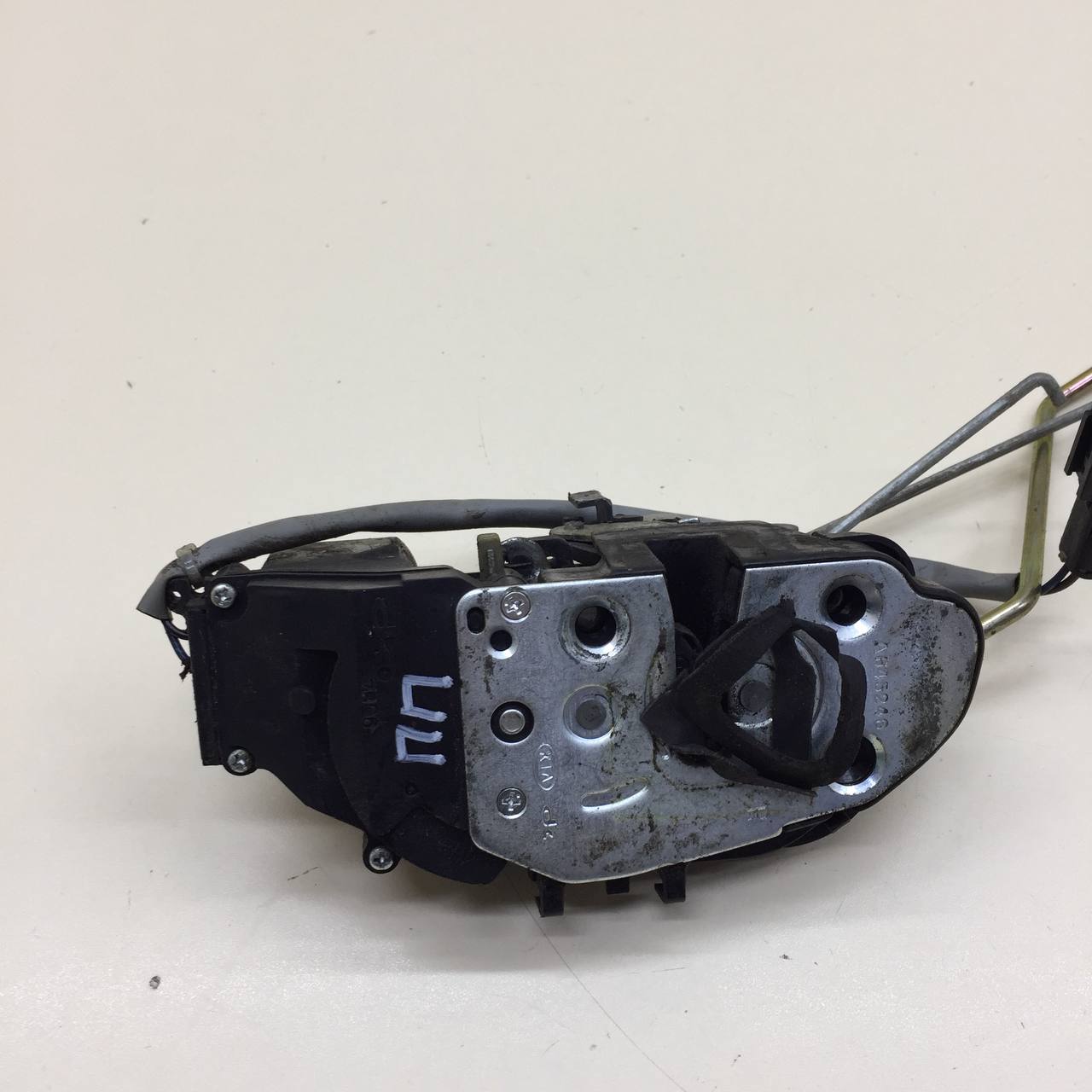 Замок двери передней правой Kia Spectra (SD) 2004-2011