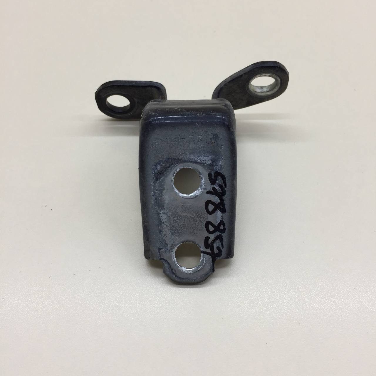 Петля двери задней правой нижняя Honda Civic 4D 2006-2012