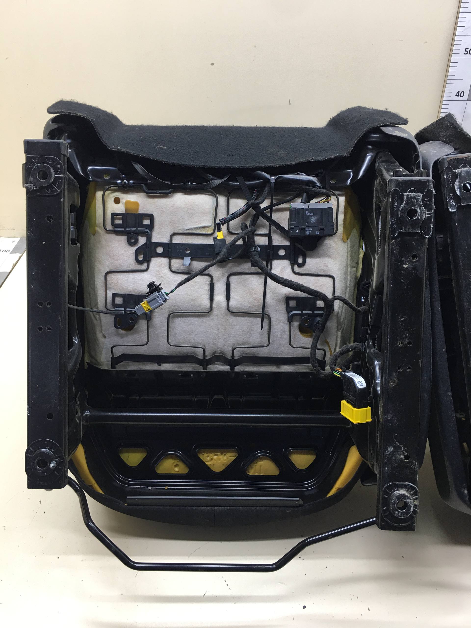 Сиденье (комплект) Peugeot 208 2012>