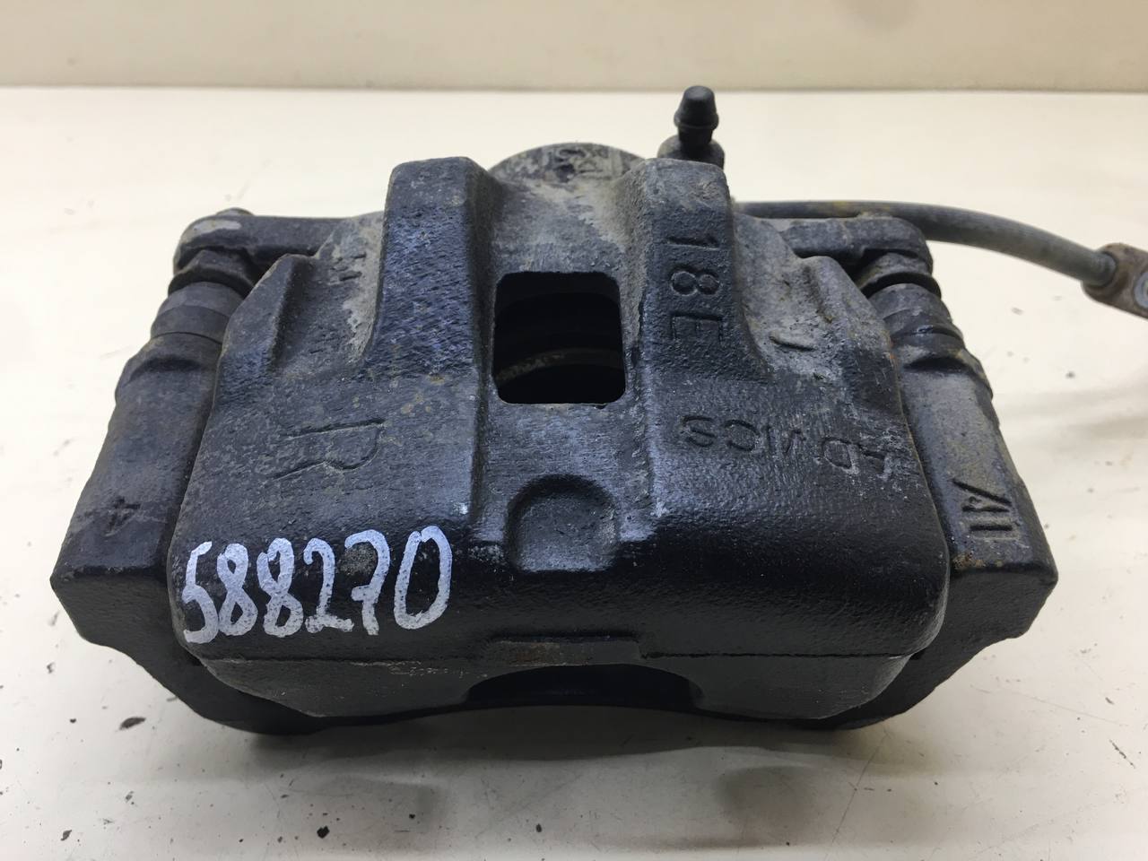 Суппорт передний правый Suzuki Grand Vitara 2005-2015