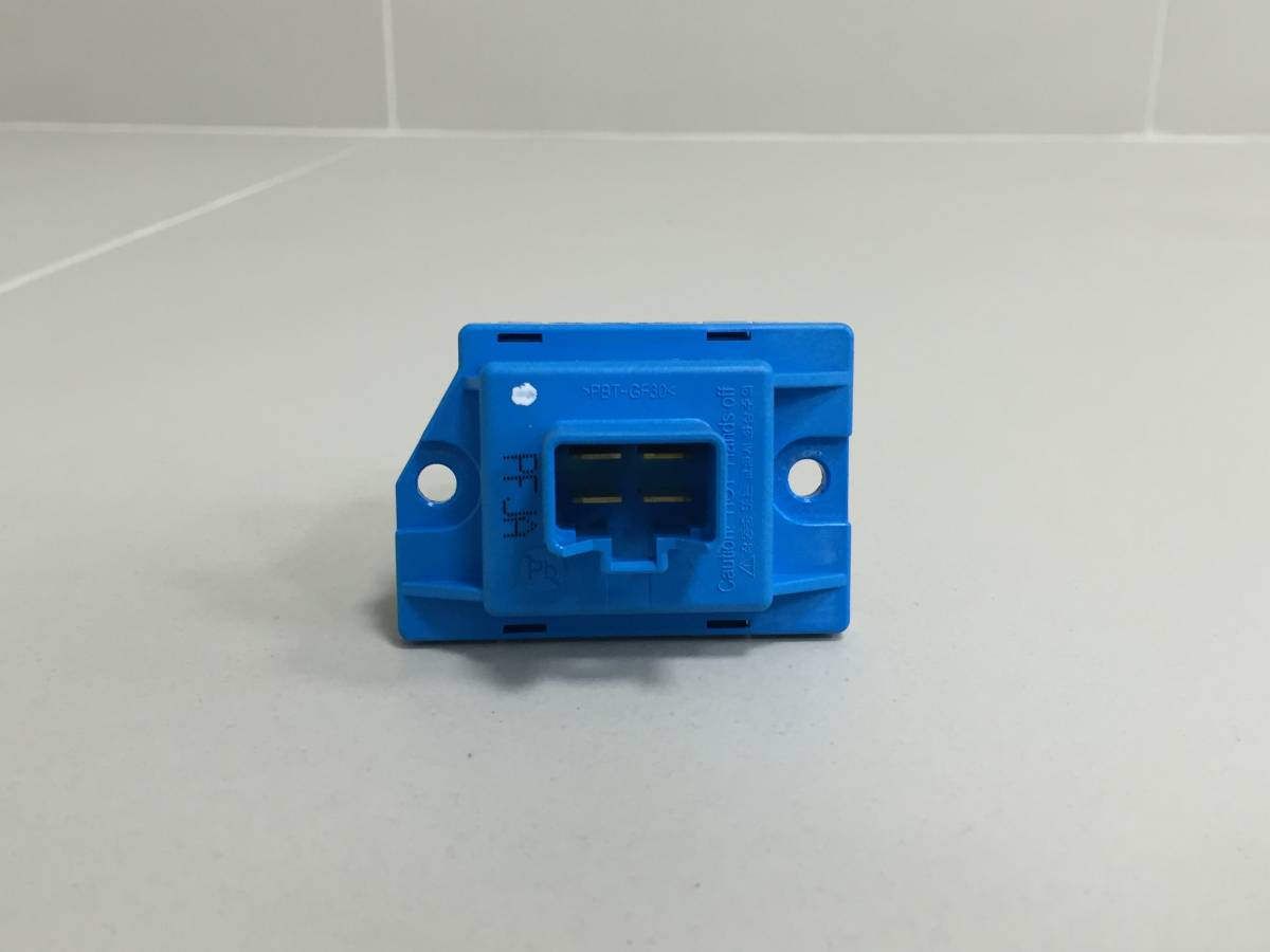 Резистор отопителя Genesis G70 2017-2022