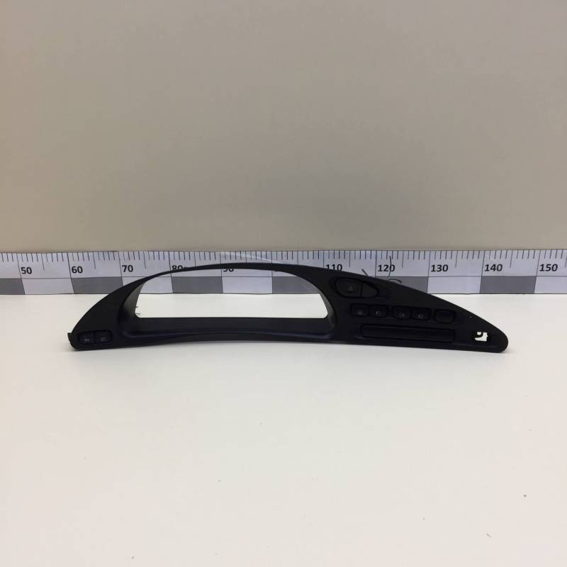 Накладка декоративная Chevrolet Niva 2002-2009