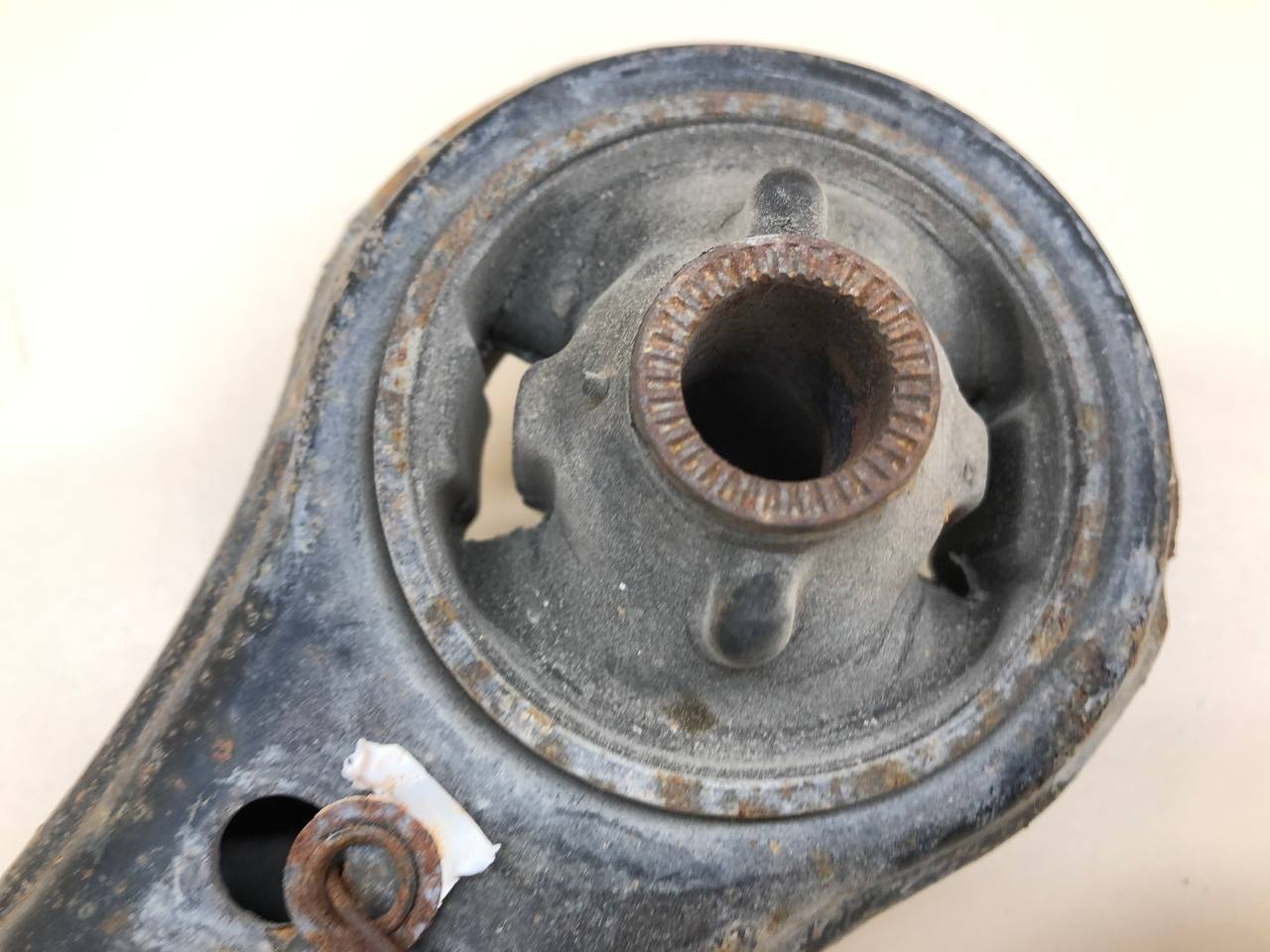 Рычаг передний левый Toyota Camry (XV50) 2011-2017