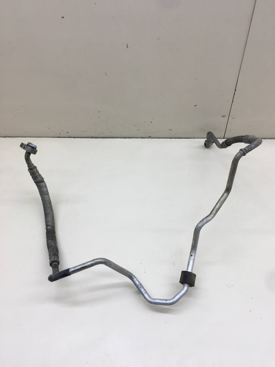 Трубка кондиционера Skoda Rapid 2012-2020