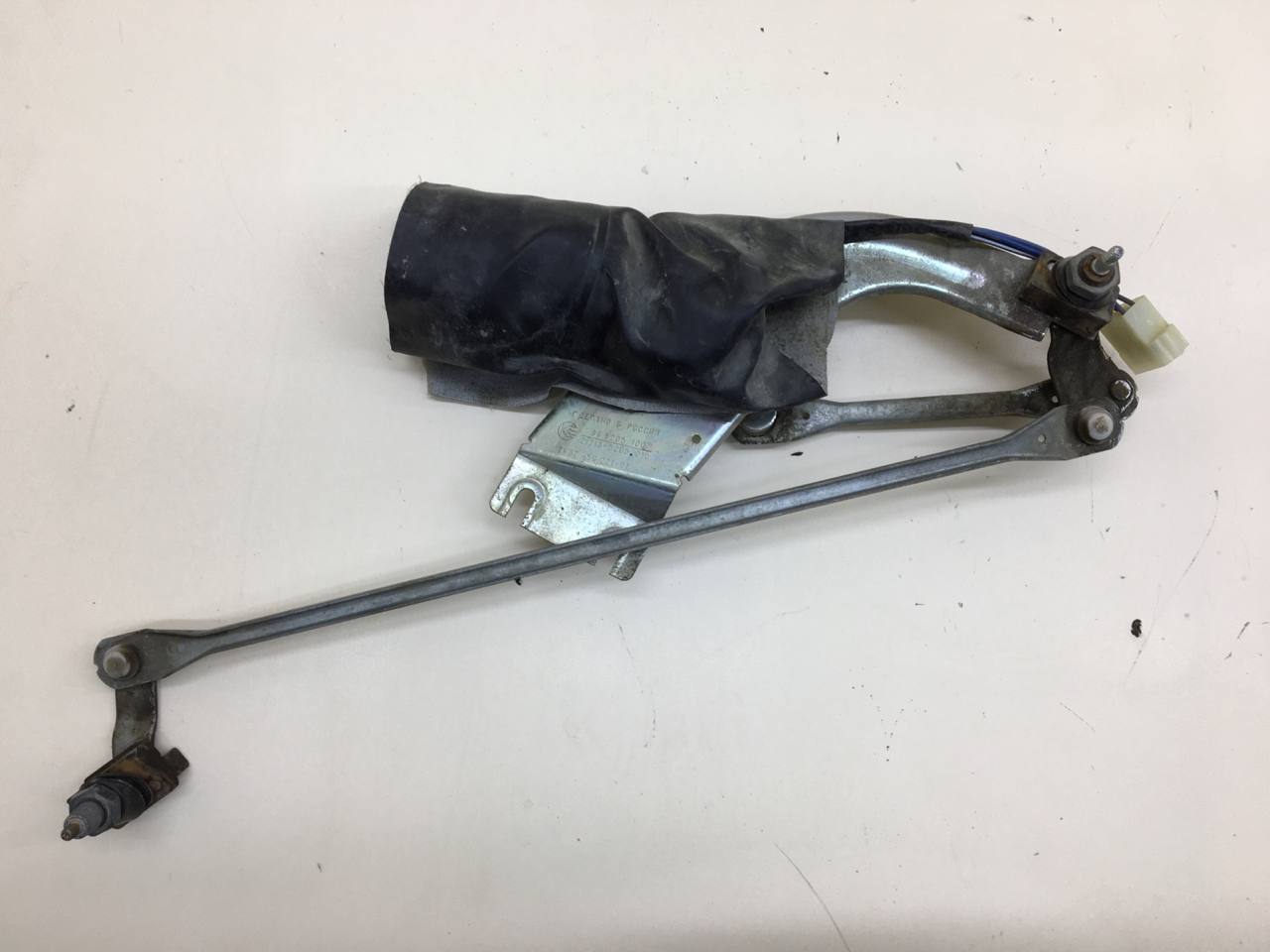 Трапеция стеклоочистителей Lada Niva 4х4 2121 1977-2021