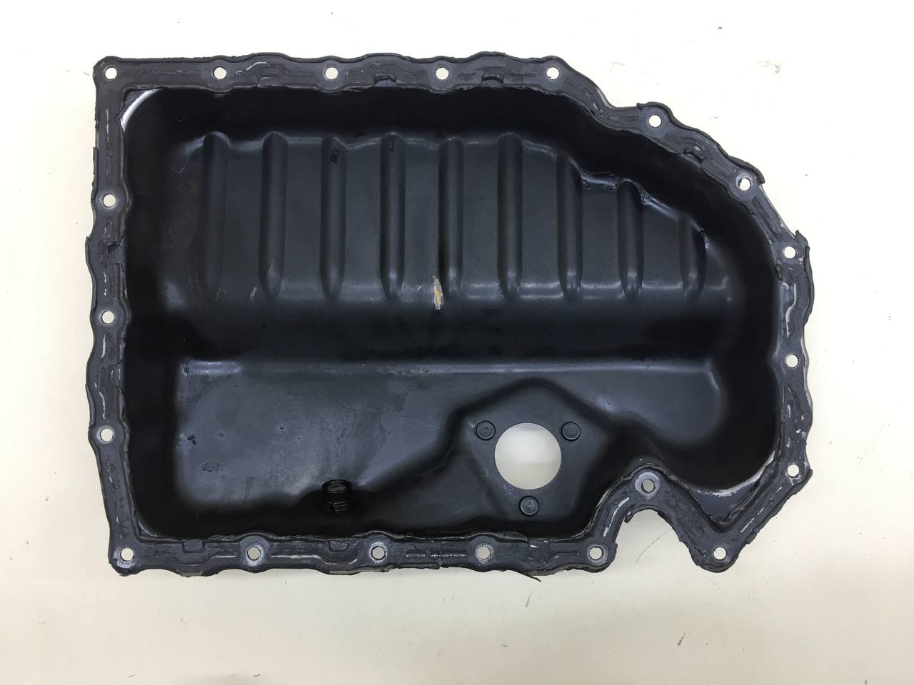 Поддон масляный двигателя Volkswagen Golf 6 (5K) 2009-2013