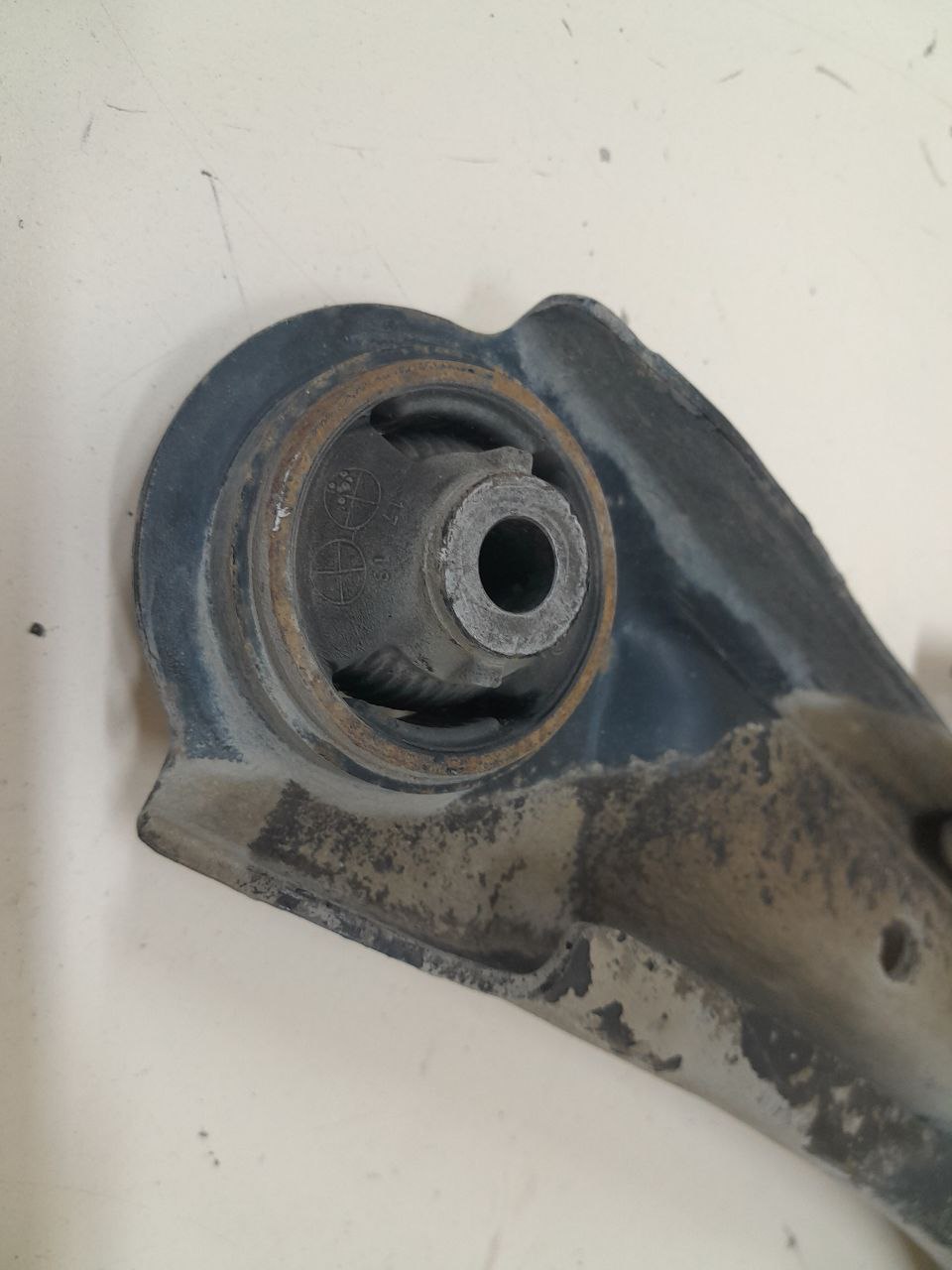 Рычаг передний левый Nissan Qashqai (J11) 2014>