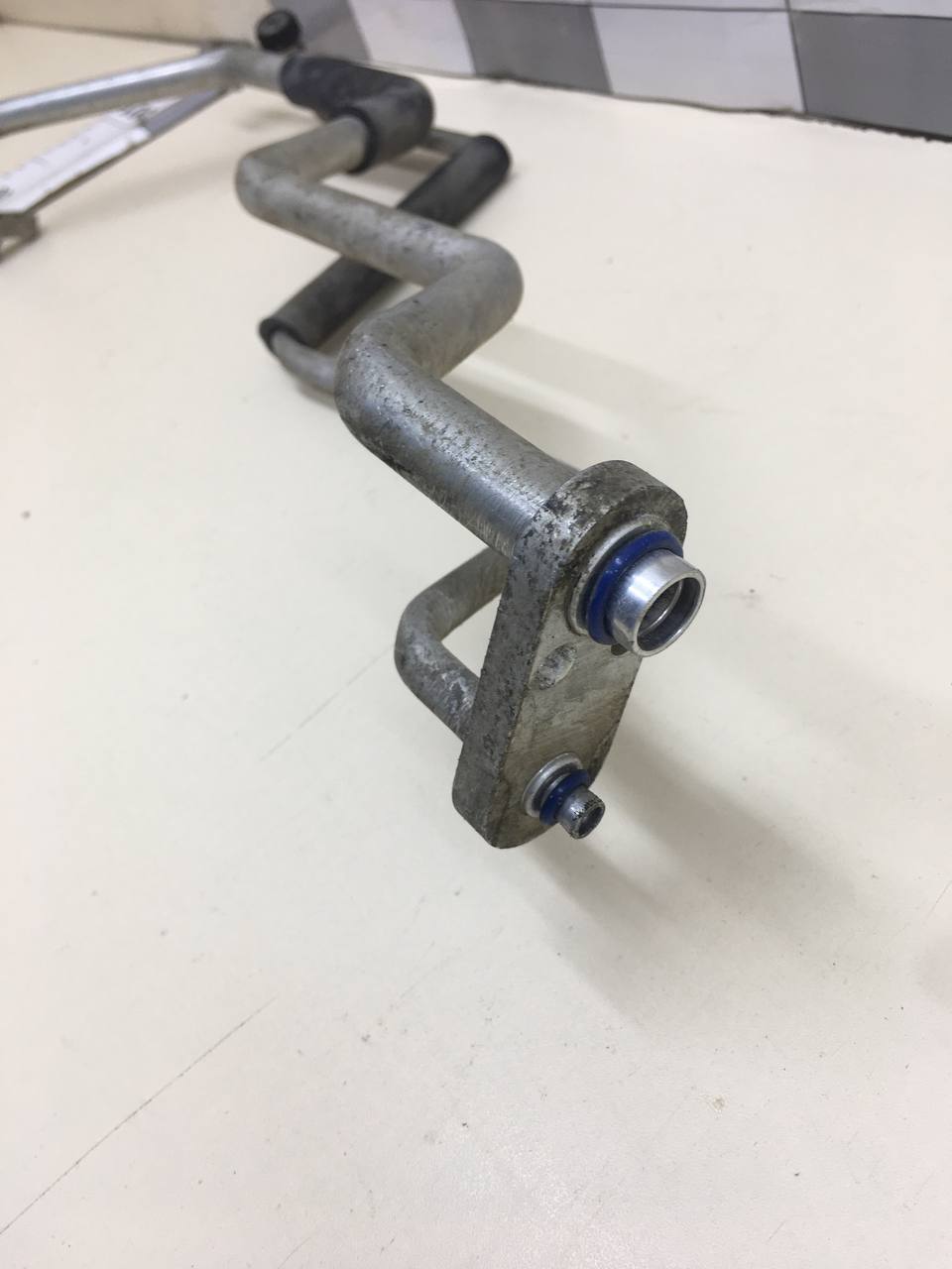 Трубка кондиционера Kia Spectra (SD) 2004-2011