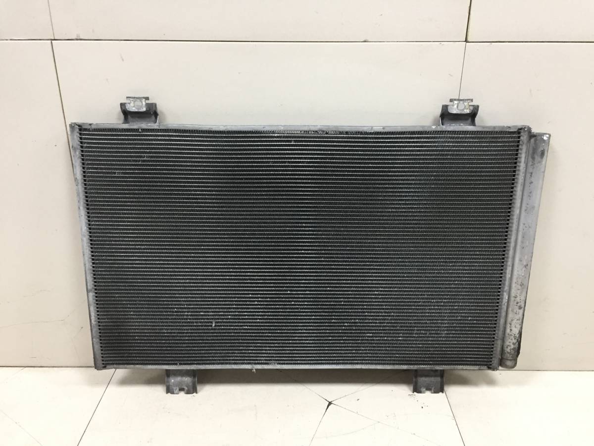 Радиатор кондиционера (конденсер) Toyota Crown Majesta (S180) 2004-2009