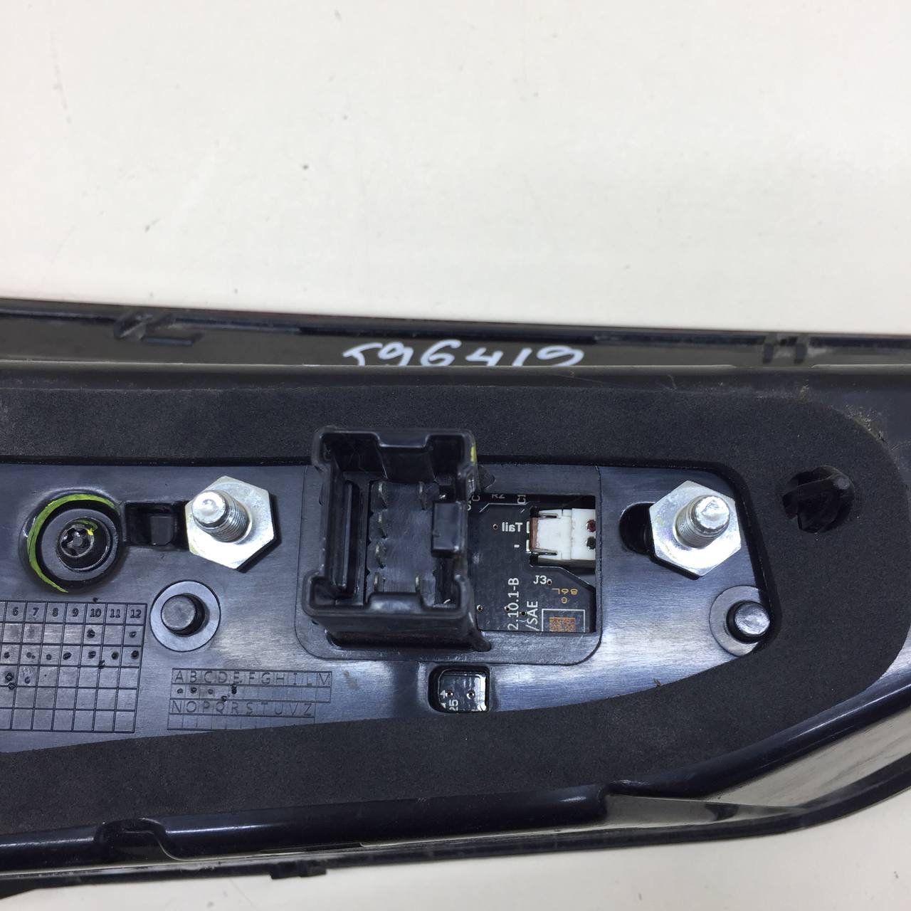 Фонарь задний внутренний правый Infiniti QX50 (J55) 2017-2022