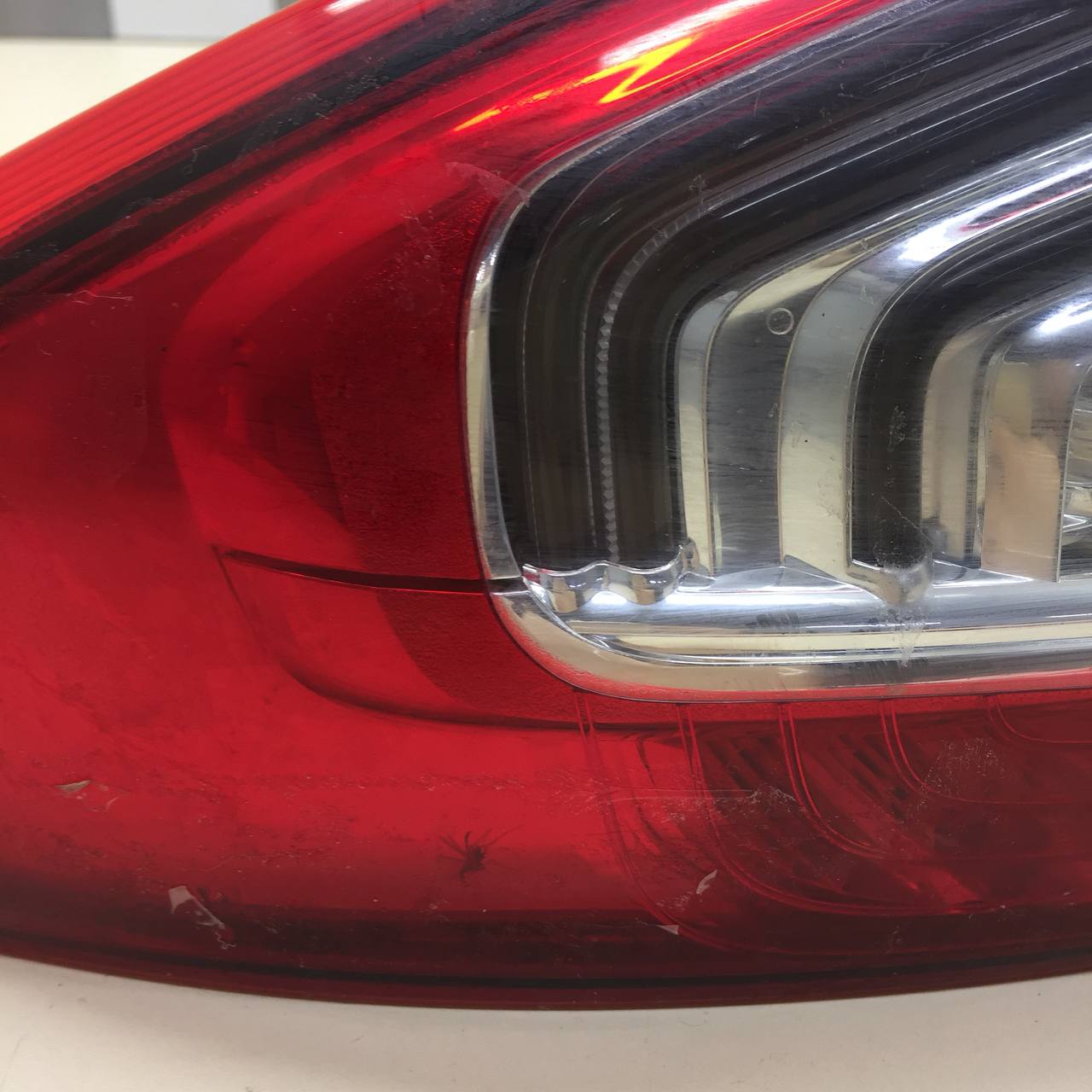 Фонарь задний наружный левый Ford Mondeo 4 2007-2015