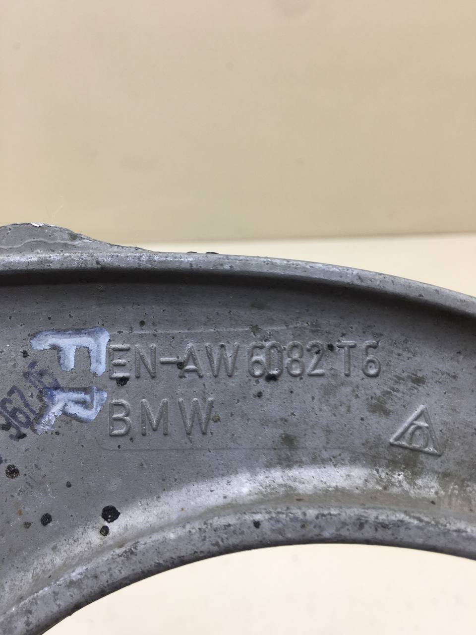 Рычаг передний верхний BMW 7-Series F01,F02  2008-2015