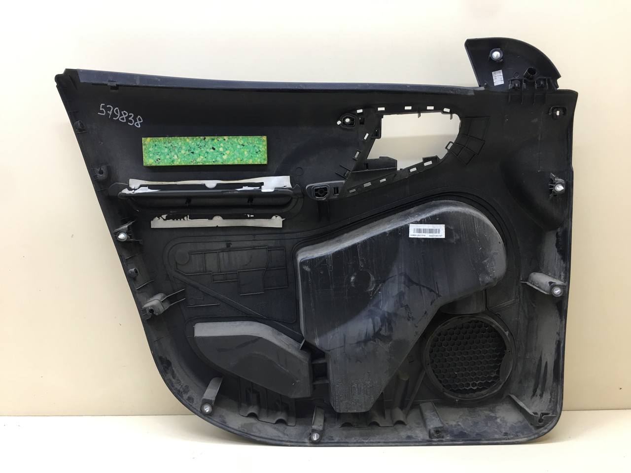 Обшивка двери передней правой Peugeot Partner Tepee (B9) 2008-2018