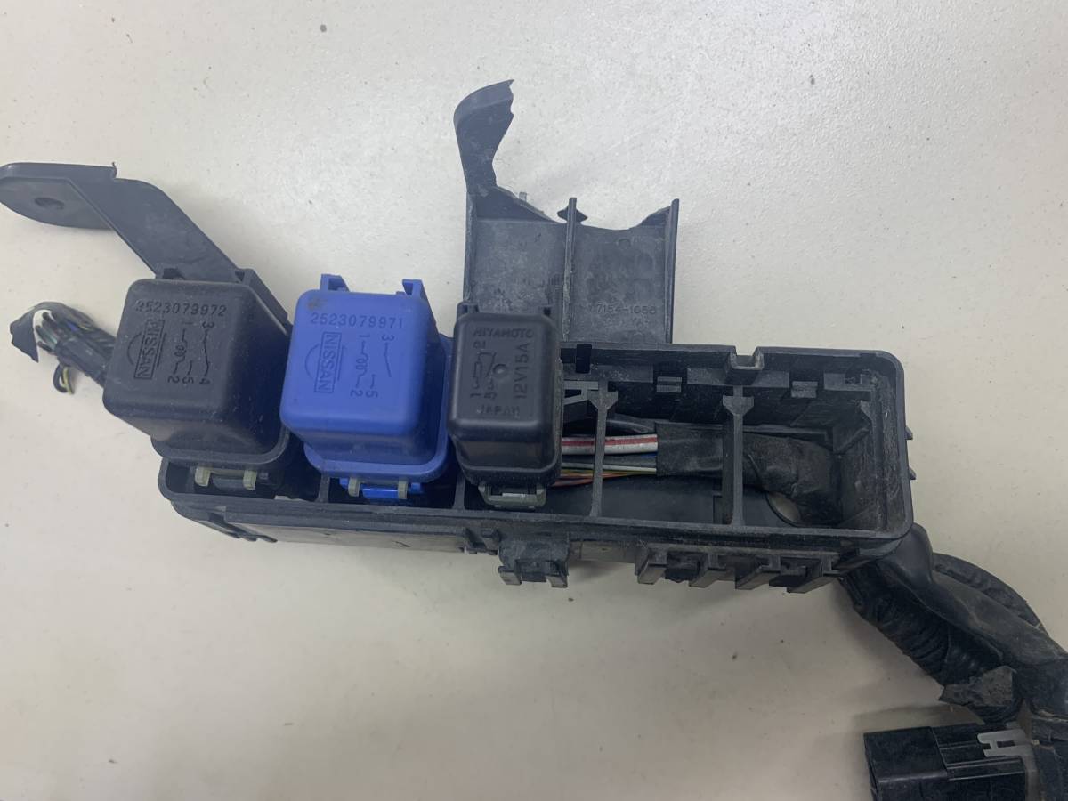 Блок предохранителей Nissan March (K11) 1992-2002