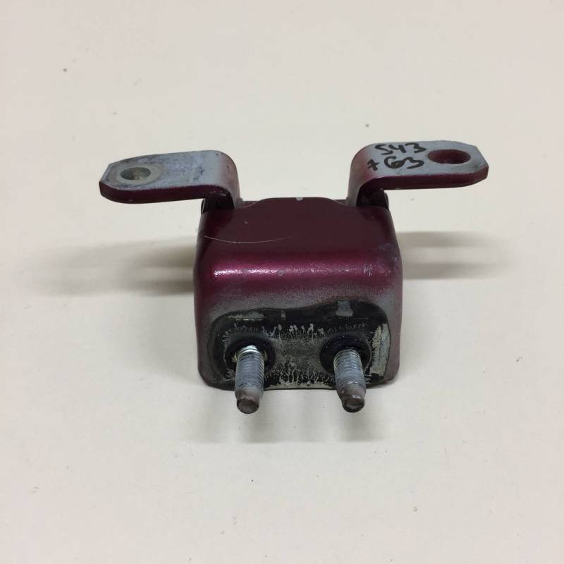 Петля двери задней правой верхняя Suzuki Grand Vitara 2005-2015