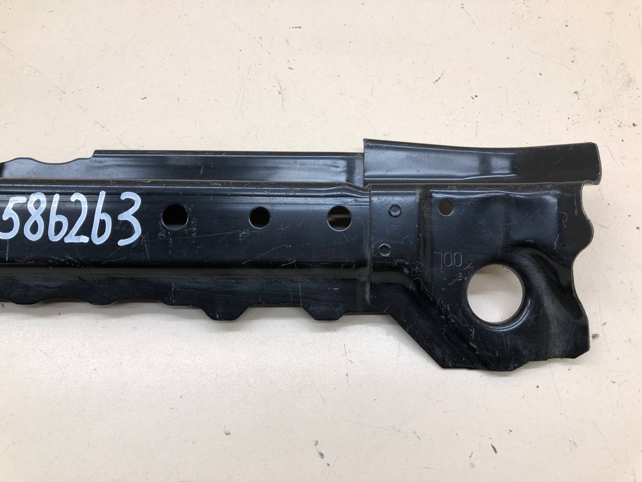 Балка подрадиаторная Subaru B9 Tribeca (WX/W10) 2004-2008