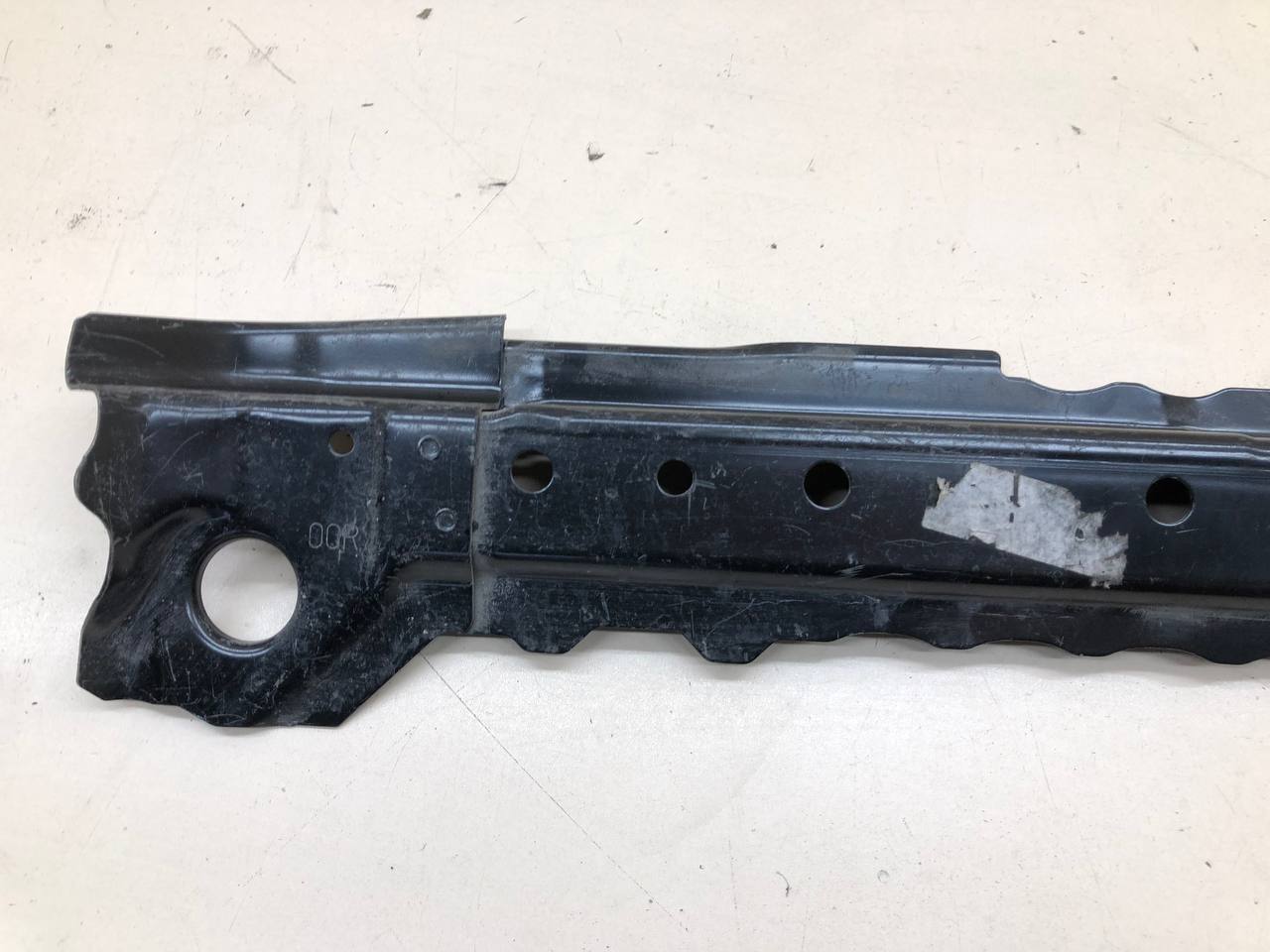 Балка подрадиаторная Subaru B9 Tribeca (WX/W10) 2004-2008