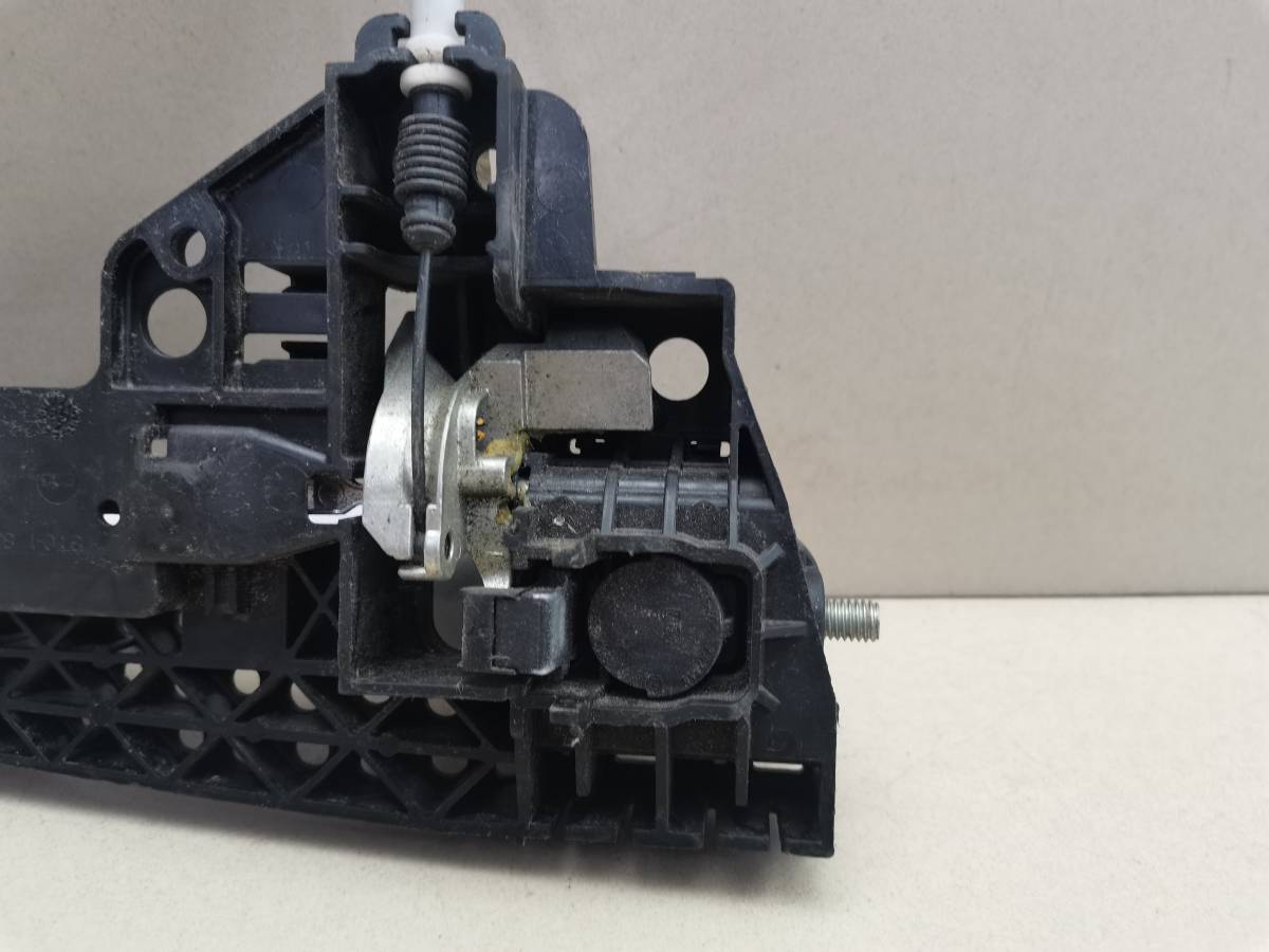 Ручка двери передней наружная левая Audi A1 (8X) 2010>