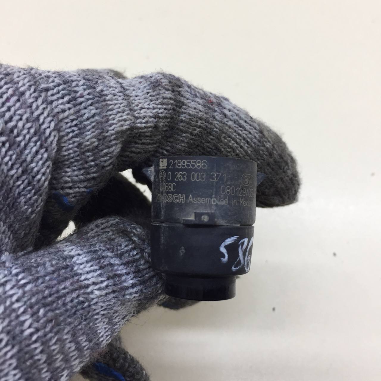 Датчик парковки Cadillac Escalade 3 2006-2014