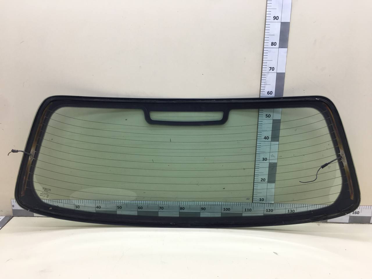 Стекло заднее Fiat Albea 2002-2012