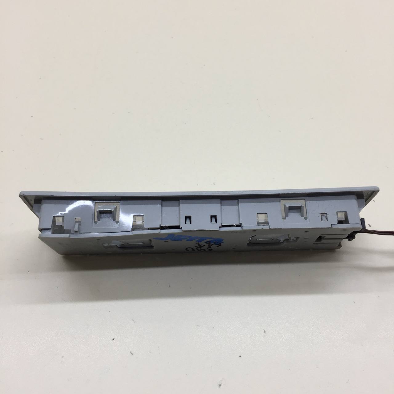 Плафон салонный Volkswagen Jetta (A6) 2010-2019