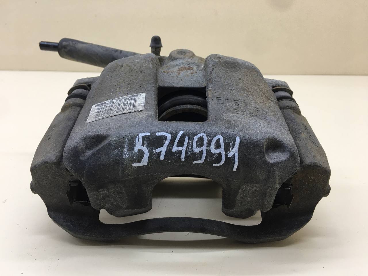 Суппорт передний правый Peugeot 307 2001-2008